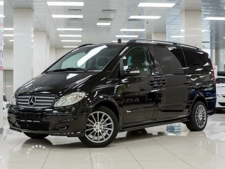 أفضل السيارات الفاخرة للإيجار في القاهرة مع سائق خاص